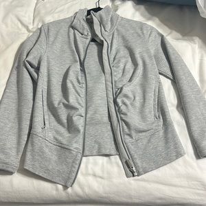 Lululemon zip up Ss 4